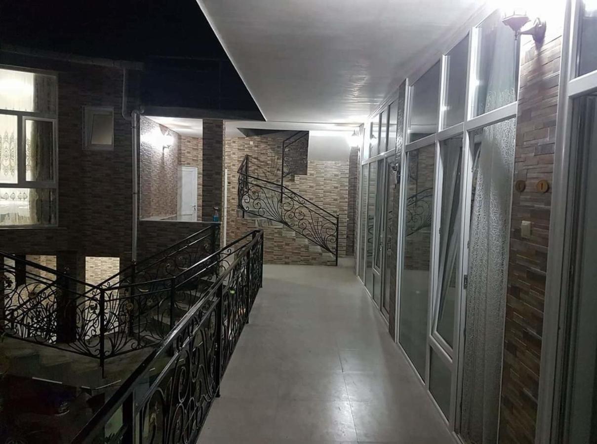 Guest House Ocean Force Batumi Eksteriør billede