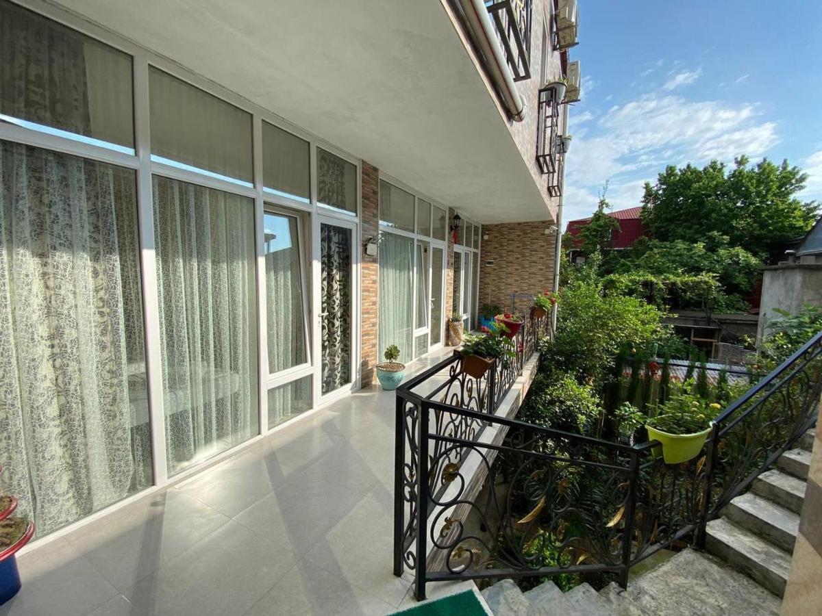 Guest House Ocean Force Batumi Eksteriør billede
